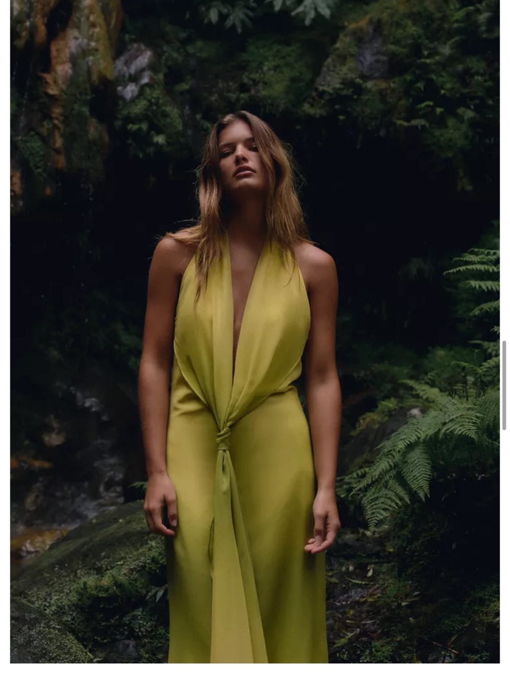NWT Zara V Neck Dress Green Halter Tie-Front Maxi Dress 5237/693/120